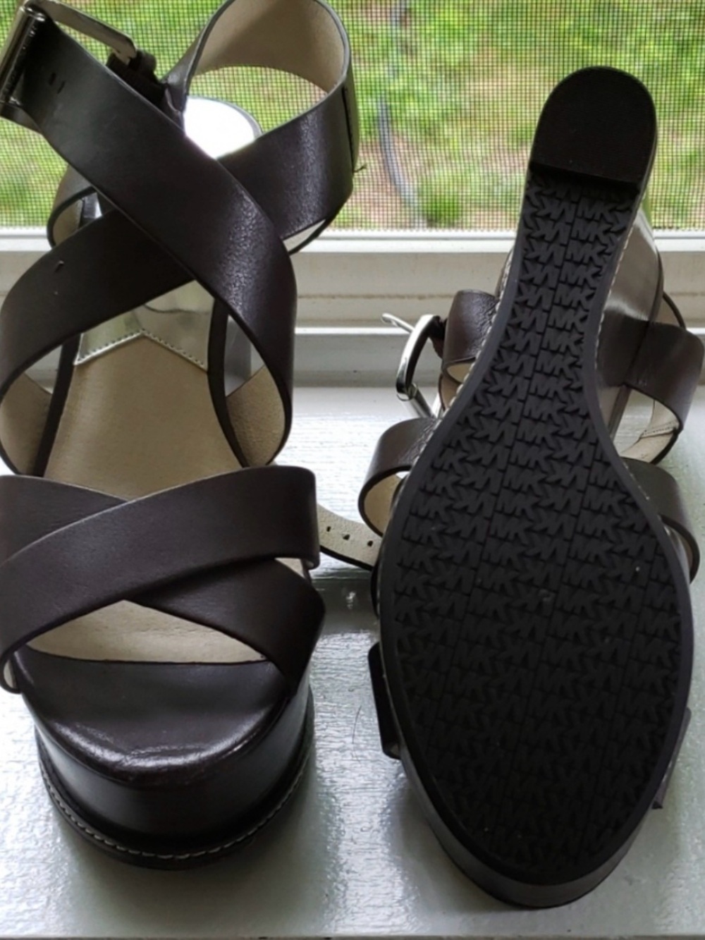 Michael Kors Dark Brown chocolate Leather Crisscross Wedge heels Sandals Celia 6 - Picture 2 of 3